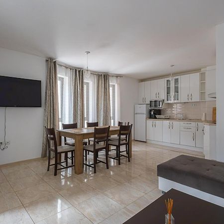 Sea Garden Marina 2 Apartment וארנה מראה חיצוני תמונה