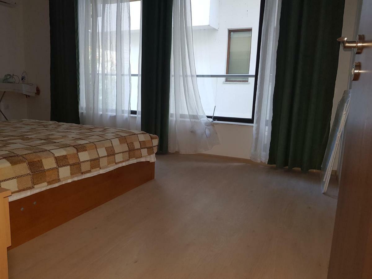 Sea Garden Marina 2 Apartment וארנה מראה חיצוני תמונה