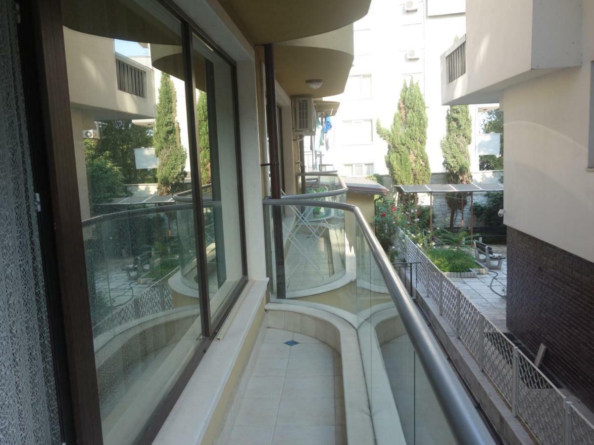 Sea Garden Marina 2 Apartment וארנה מראה חיצוני תמונה