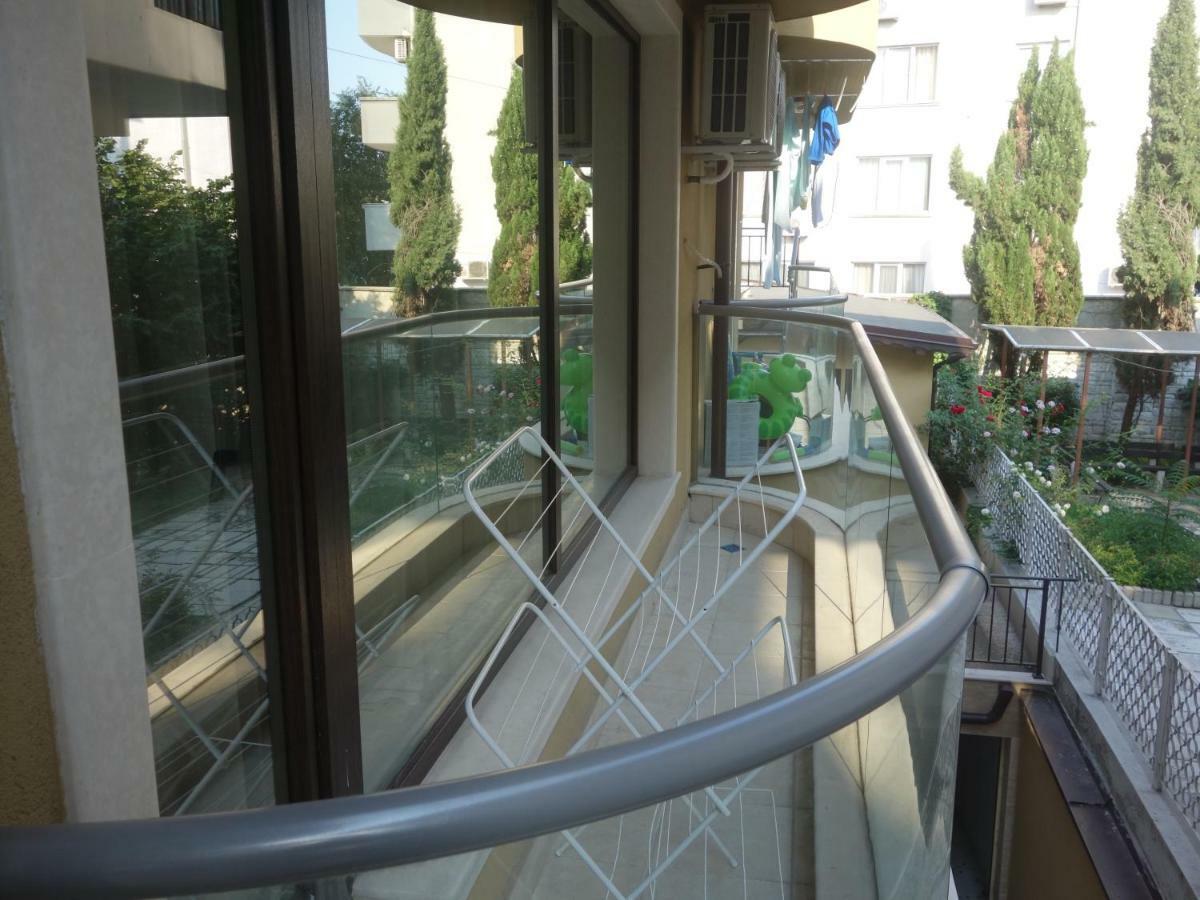 Sea Garden Marina 2 Apartment וארנה מראה חיצוני תמונה